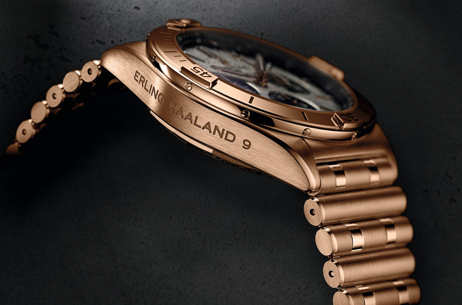 Chronomat Erling Haaland : pour la première fois des cadrans en météorite chez Breitling