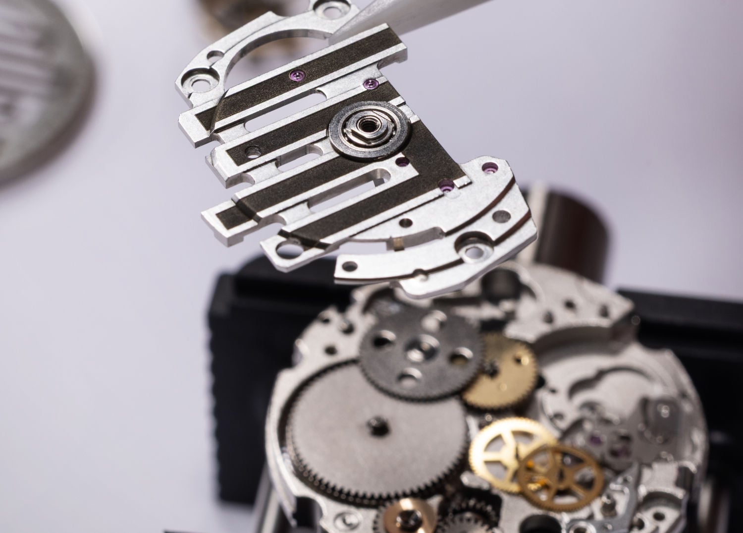 MOUVEMENT MONTRE LIP SECTEUR RETROGRADE AUTOMATIC INT.7525/1 S 25 JEWELS MOUVEMENT MONTRE LIP SECTEUR RETROGRADE AUTOMATIC INT.7525/1 S 25 JEWELS