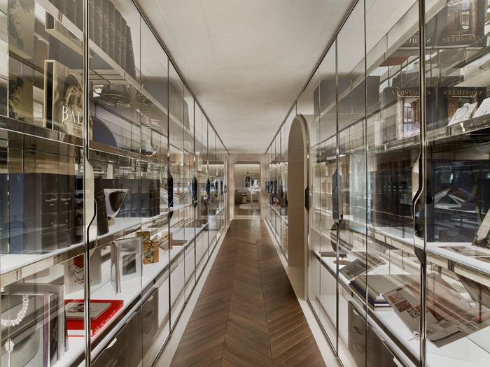 Van Cleef & Arpels : une nouvelle adresse au 20, place Vendôme Van Cleef & Arpels : une nouvelle adresse au 20, place Vendôme