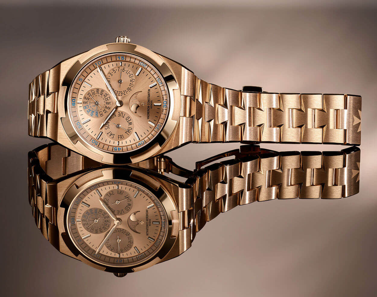 Vacheron Constantin Overseas QP ultra-plat : plutôt or rose ou or blanc ?