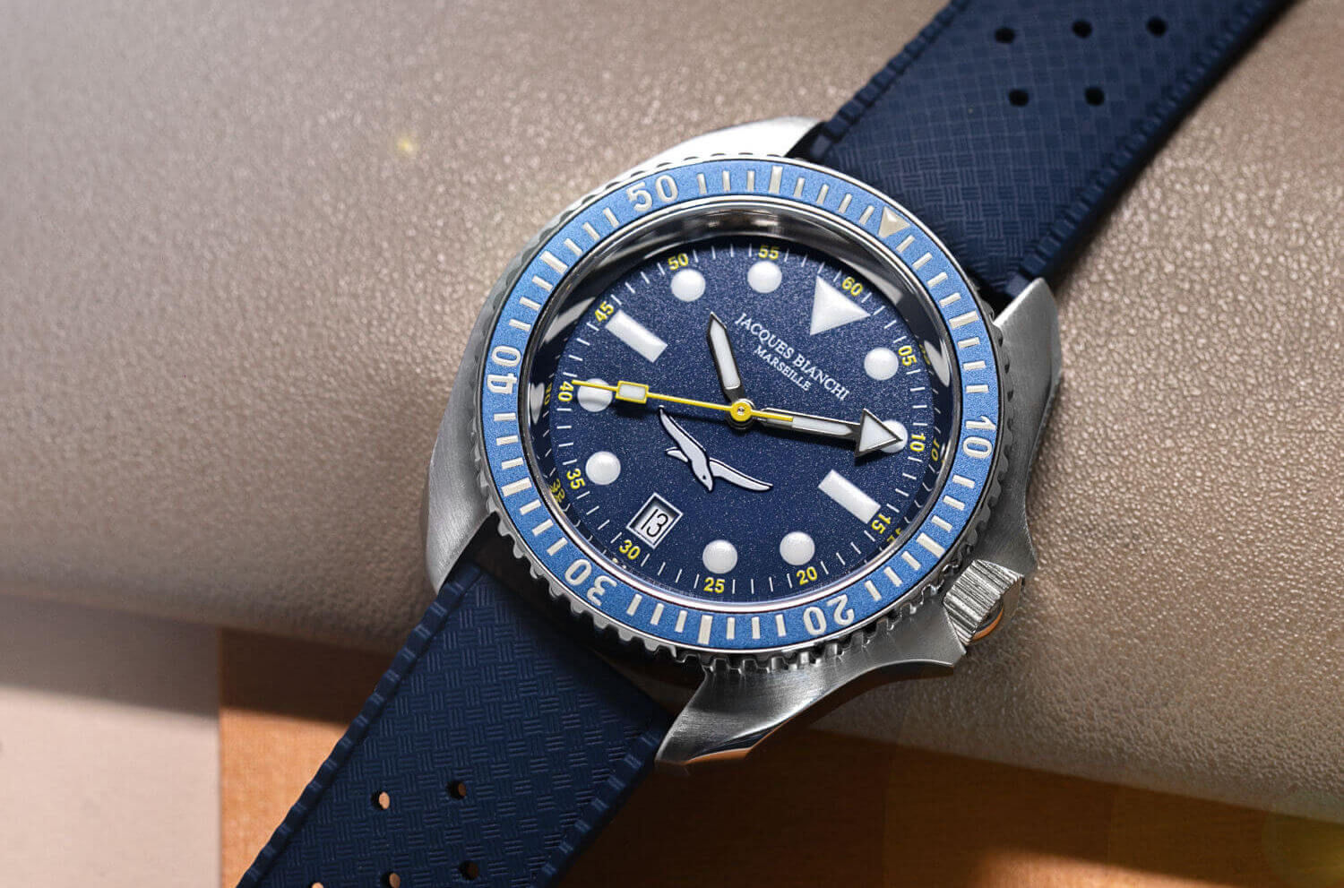 Jacques Bianchi Marseille JB200 CNM : montre phocéenne pour ancrage local Jacques Bianchi Marseille JB200 CNM : montre phocéenne pour ancrage local