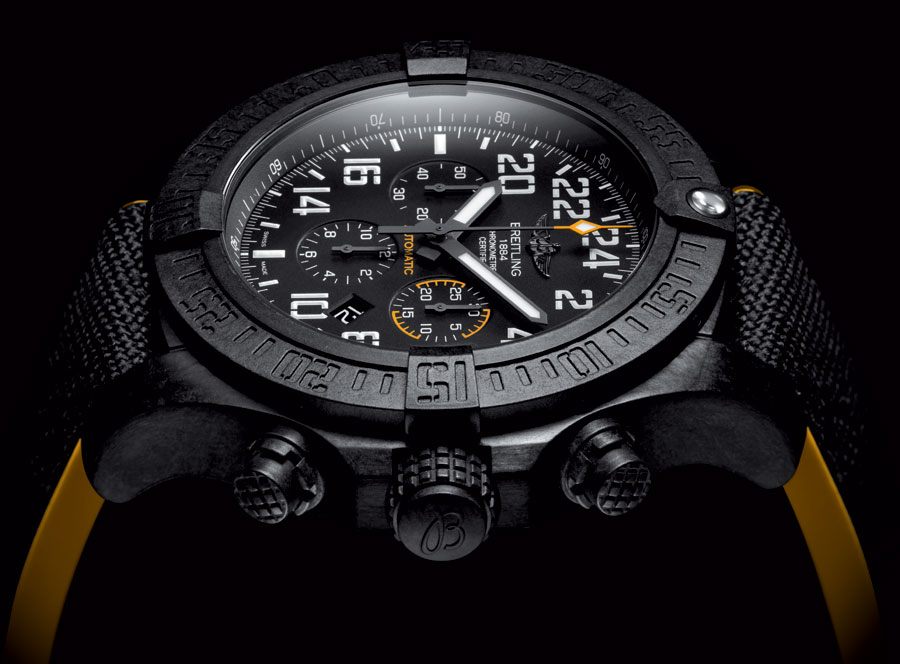 Breitling Avenger Hurricane : Breitlight, le garde-temps géant ultralight