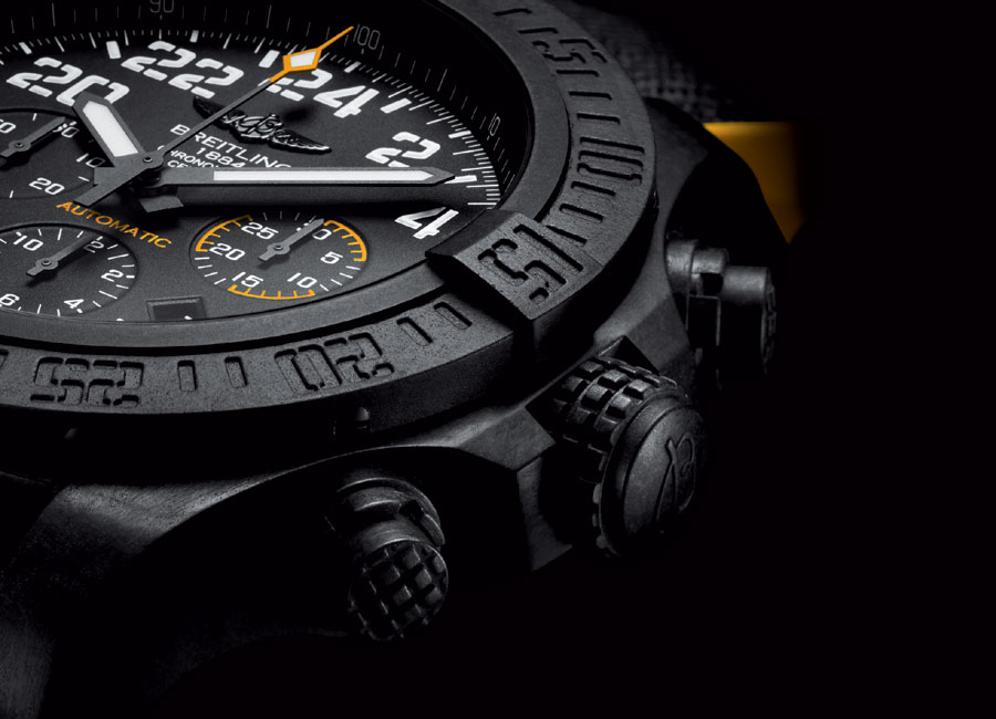 Breitling Avenger Hurricane : Breitlight, le garde-temps géant ultralight