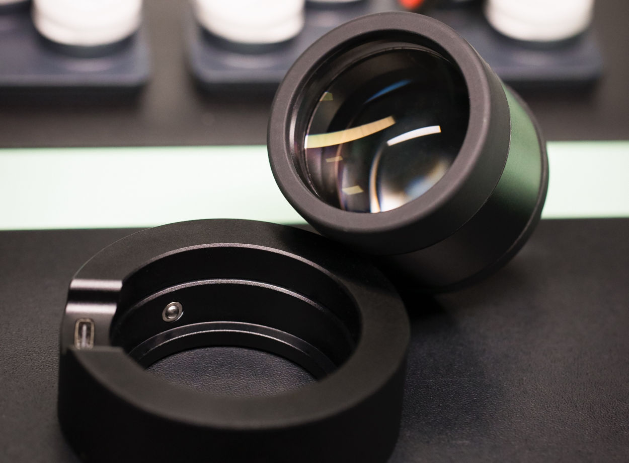 Eagle Eye Watches : votre loupe gainée de cuir ou livrée dans un beau coffret avec lampe et support