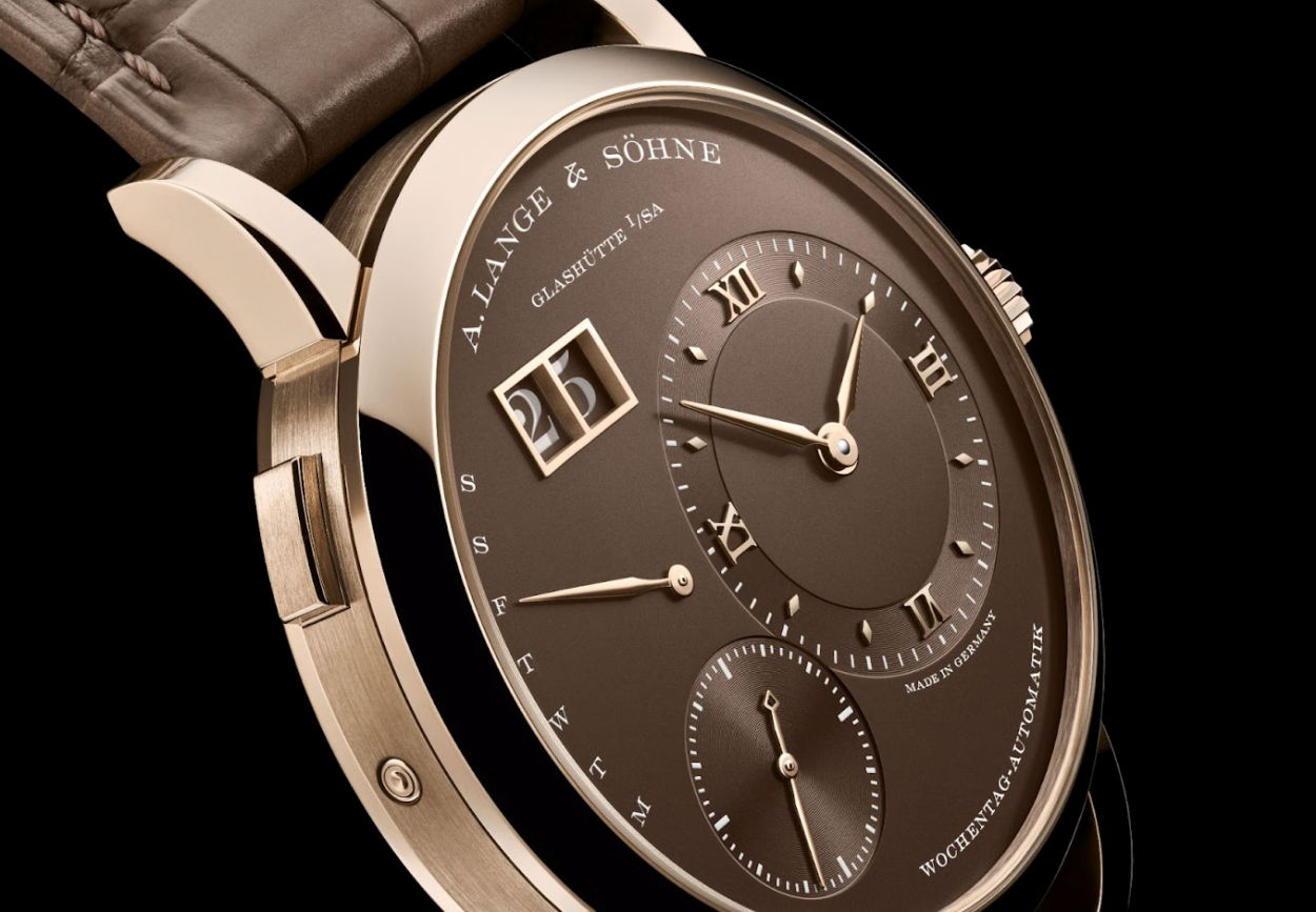 Lange 1 Daymatic Honeygold : or miel pour cadran havane et calibre automatique