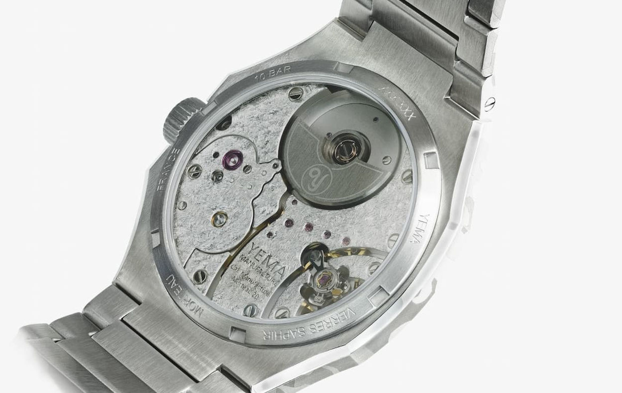 Yema Wristmaster Slim Camo CMM.29 : tout l'art du camouflage "neige"