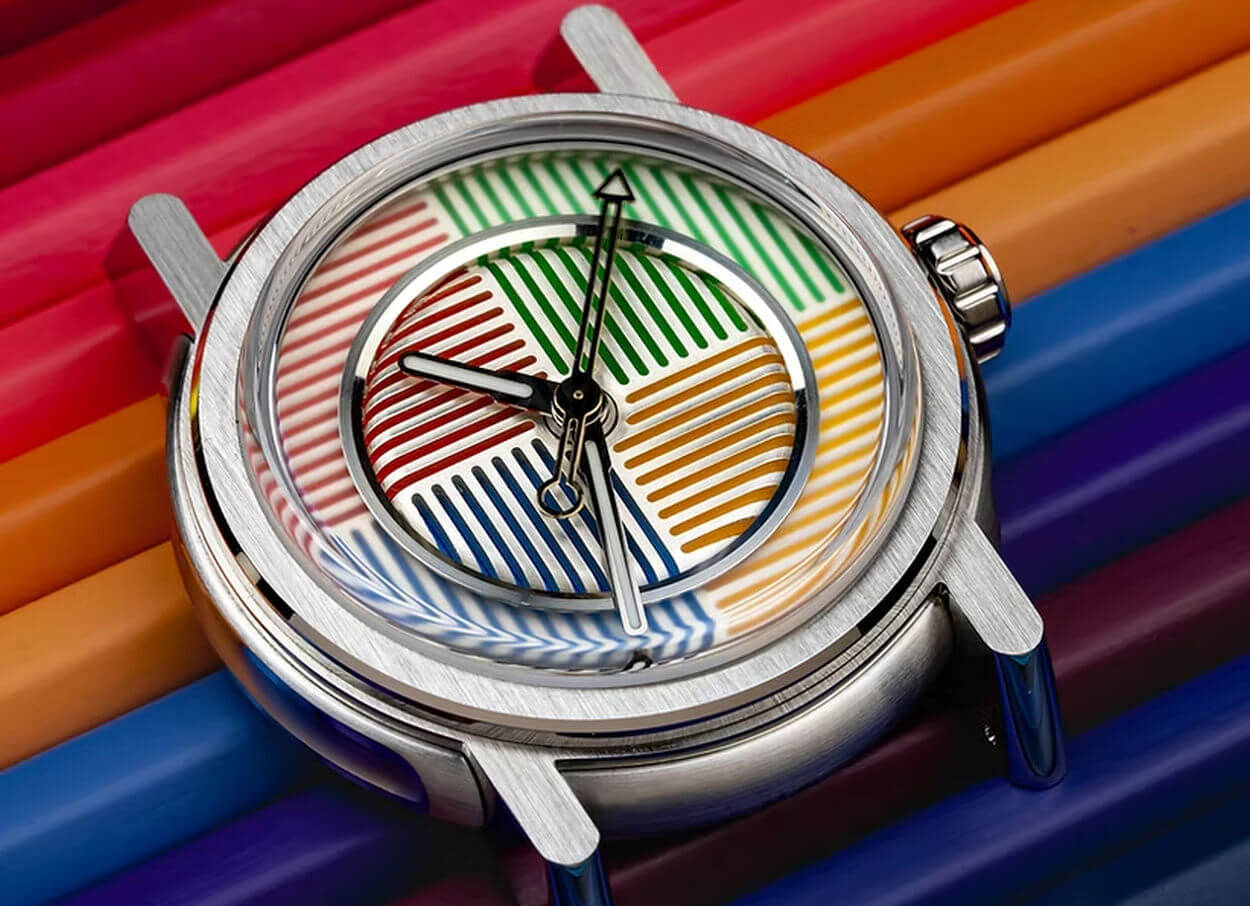 Horizon Spectrum : symétrie et architecture pour un cadran haut en couleur