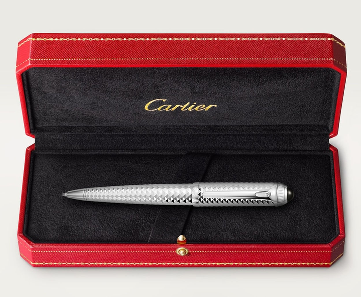 La Roadster de Cartier : une sportive singulière dans l'histoire de la maison parisienne