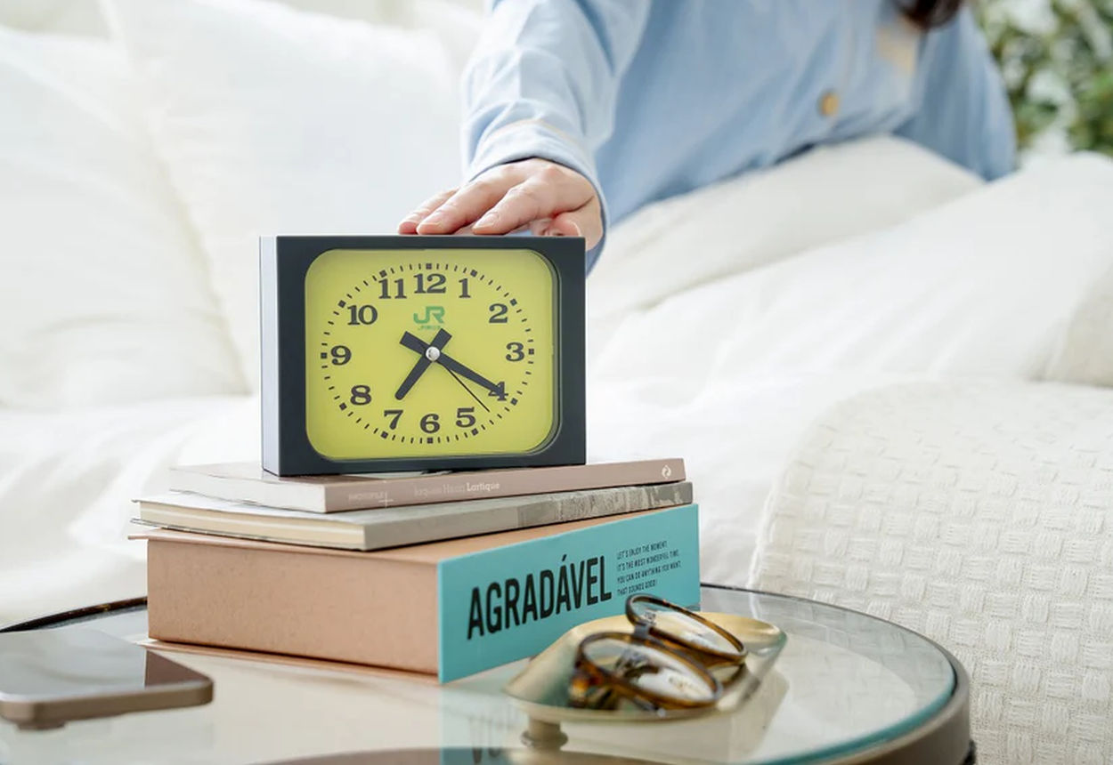 JR East Green Station Clock : une icône discrète de l'horlogerie ferroviaire japonaise à la maison