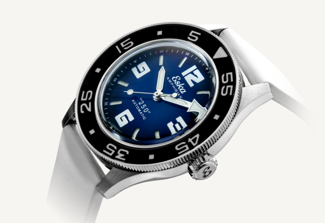 Eska Amphibian "250" Blue Dolphin : une plongeuse très estivale