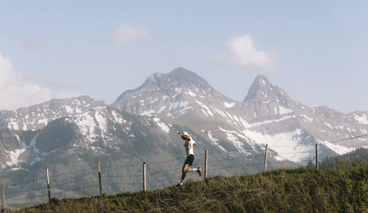 Tudor à l'assaut des sentiers les plus escarpés avec l'élite mondiale du trail running !