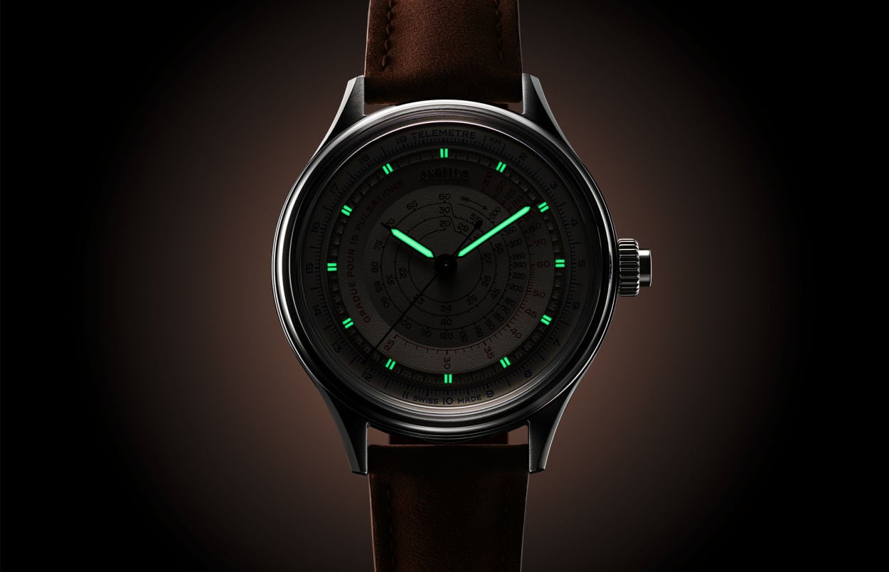 Angelus : un chronomètre télémètre, pulsomètre et tachymètre