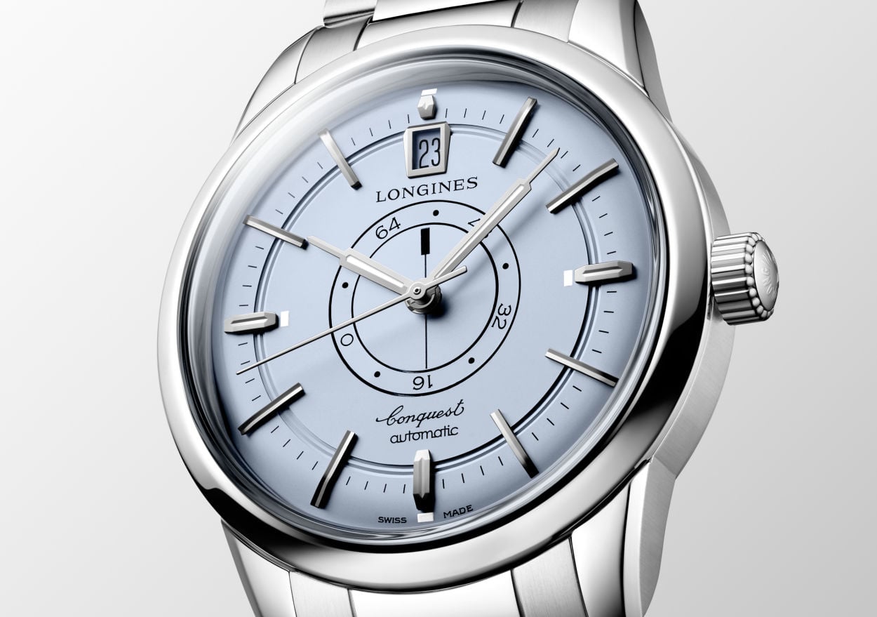 Longines Conquest Heritage Central Power Reserve : cadran bleu et réserve de marche au centre