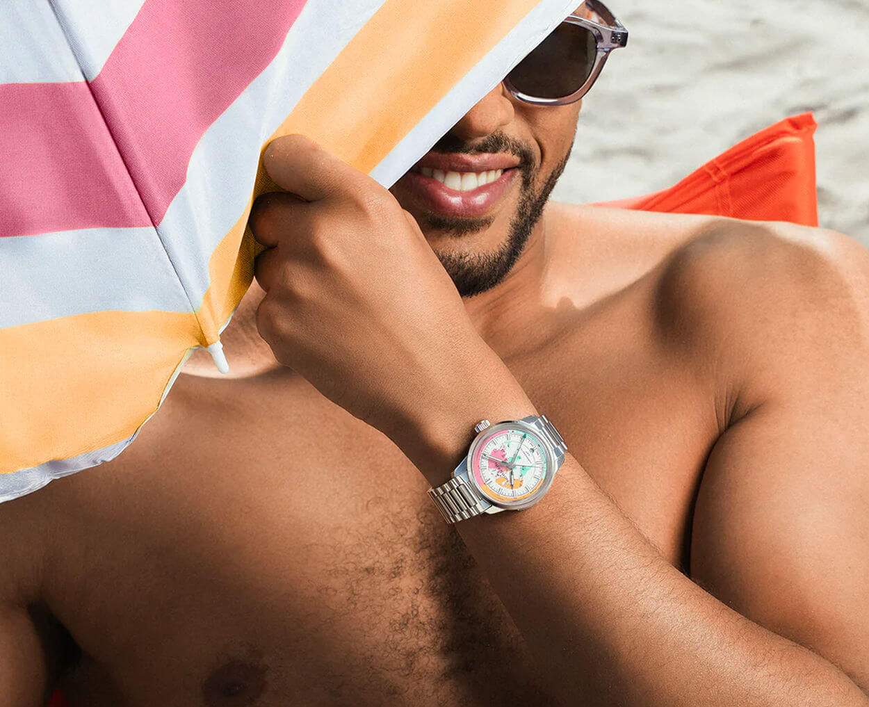 Norqain Freedom GMT Enjoy Life "Holiday" : une édition limitée ludique et très estivale