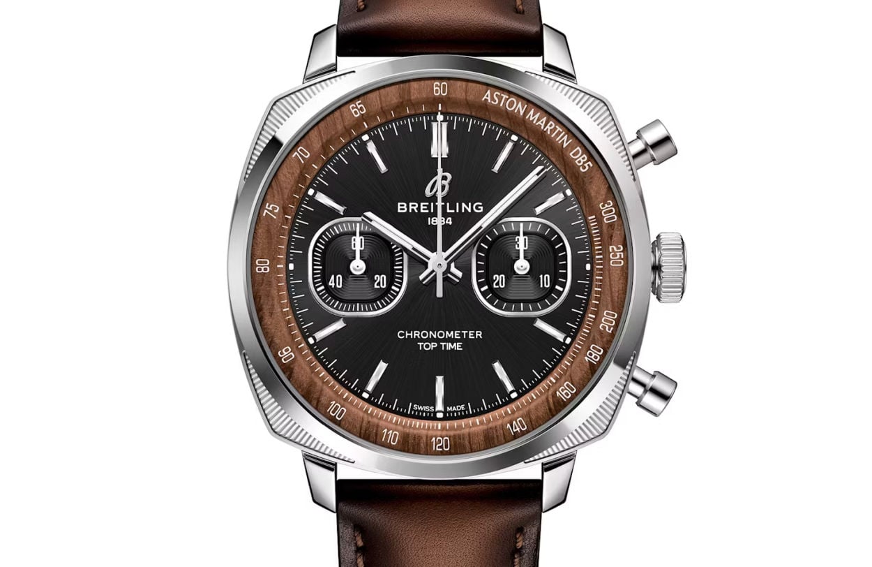 Chronographe Breitling Top Time : vombrissant hommage à l'Aston Martin DB5