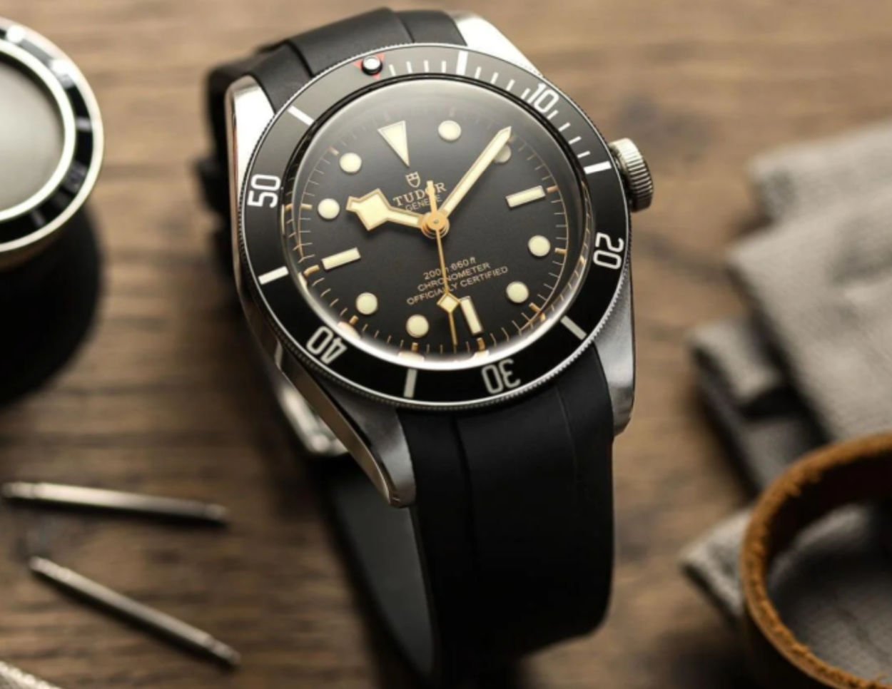 Helvetus : avis sur les bracelets caoutchouc pour montres de luxe