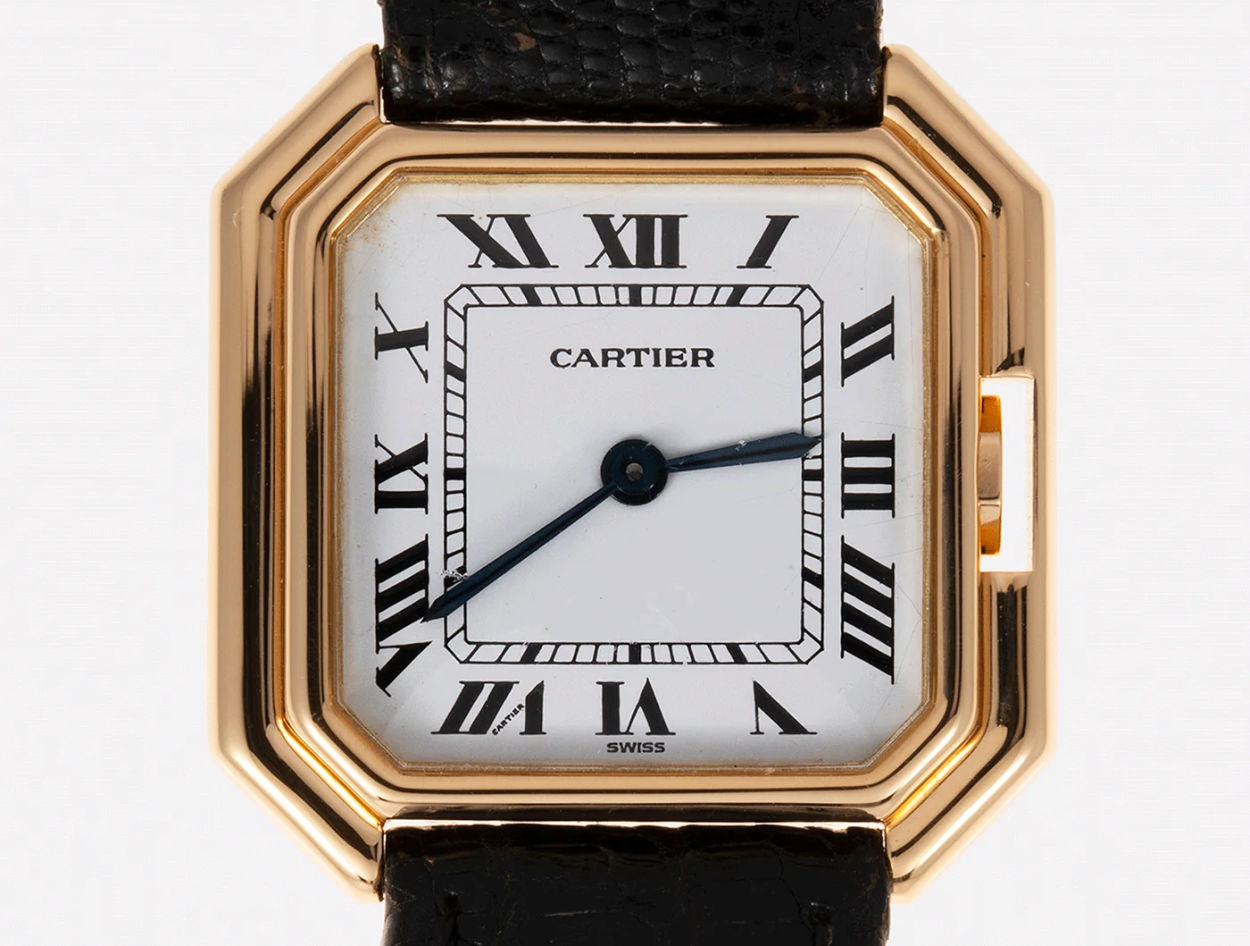 Cartier Ceinture : une montre vintage à la géométrie singulière
