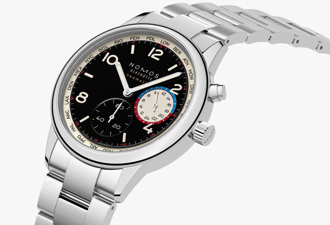 Nomos Club Sport neomatik Worldtimer Dark : le temps universel en mode nocturne