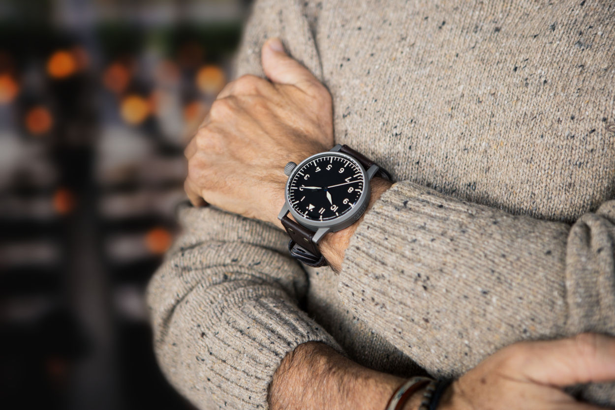 Laco Replika 55 : le retour d'une montre d'observation historique dans sa taille d'origine