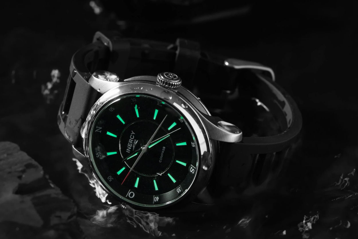 Inercy Compass : une montre mécanique pour tracer son propre chemin