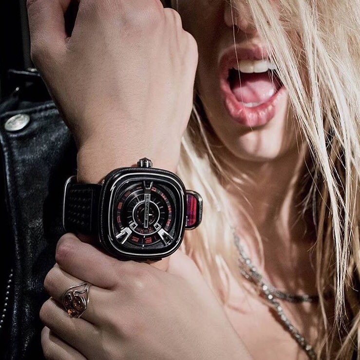 SevenFriday M1/04 Punk Edition