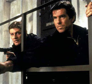 Goldeneye : Pierce Brosnan porte une Omega Seamaster Professional Goldeneye : Pierce Brosnan porte une Omega Seamaster Professional