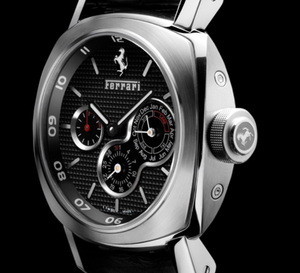 Un QP acier Ferrari by Officine Panerai pour les 60 ans de la marque au cheval cabré