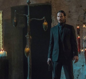 John Wick 2 : Keanu Reeves porte une Carl F. Bucherer Manero AutoDate en acier