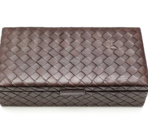 Bottega Venetta : bel écrin pour boutons de manchette