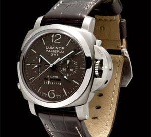 Panerai Luminor 1950 Chrono Monopoussoir : huit jours de réserve de marche dans un boitier titane