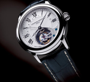 Frédérique Constant présente son tourbillon manufacture dans un boitier en or gris