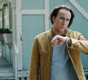 Next : Nicolas Cage porte une TAG Heuer Carrera