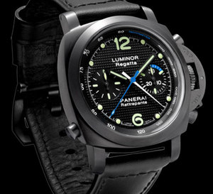 Panerai Luminor 1950 Regatta Rattrapante 44 mm DLC : toute de noir vêtue