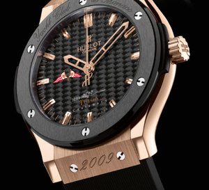 Hublot fête le centenaire de Tuiga avec une Classic Fusion en or rose, céramique et carbone