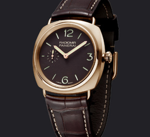 Officine Panerai : une nouvelle Radiomir de 42mm équipée d’un nouveau calibre, le P.999