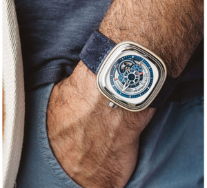 P3-06 Yacht Club : SevenFriday prend la mer