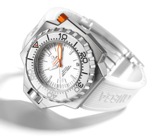 Omega Seamaster Ploprof 1200M : elle arrive en blanc