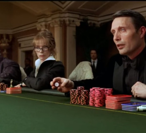 Casino Royale : Mads Mikkelsen porte un chrono Longines Evidenza en acier
