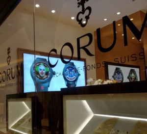 Corum ouvre une belle boutique en plein coeur d'Elements à Hong-Kong