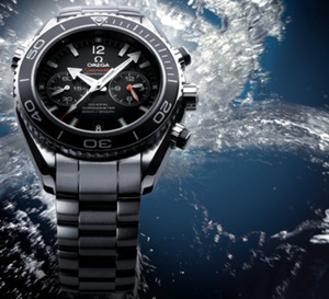 Omega poursuit le développement de la collection Planet Ocean : quatre nouveaux modèles