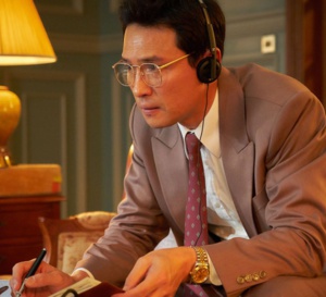 The spy gone north : Jung-Min Hwang porte une Rolex Datejust en or et acier