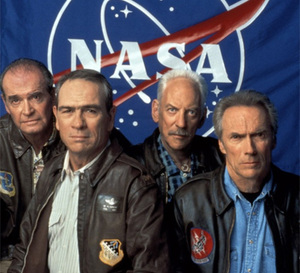 Space Cowboys : Tommy Lee Jones porte une Breitling Old Navitimer