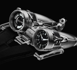 MB&amp;F : une HM4 ornée d’un panda volant miniature pour Only Watch