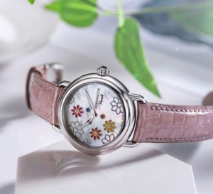 Aerowatch 1942 Floral : montre féminine et printanière