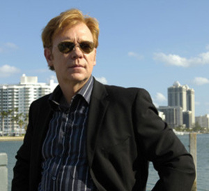 Les experts, Miami : David Caruso porte une Ritmo Mundo Persepolis