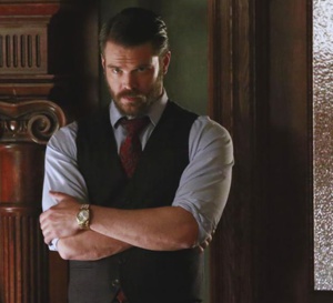 Murder : Charlie Weber porte une Rolex Day-date en or jaune