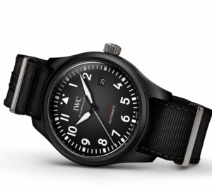 IWC Montre d'Aviateur Automatic TOP GUN : céramique noire et bracelet textile