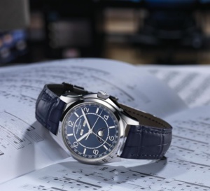 Vacheron Constantin FiftySix Calendrier complet et cadran bleu