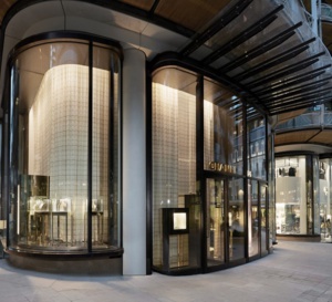 Chanel ouvre une double boutique à Monaco