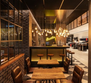 Zurich : Breitling ouvre un concept-store bistro au sein du grand magasin Jelmoli